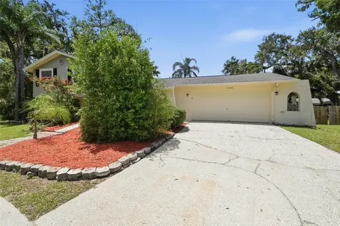 1200 Lake Valrico Lane Valrico FL 33594