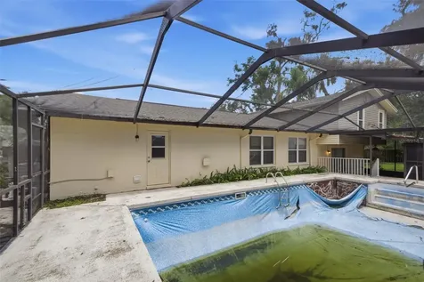 1200 Lake Valrico Lane Valrico FL 33594