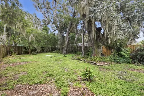 1200 Lake Valrico Lane Valrico FL 33594