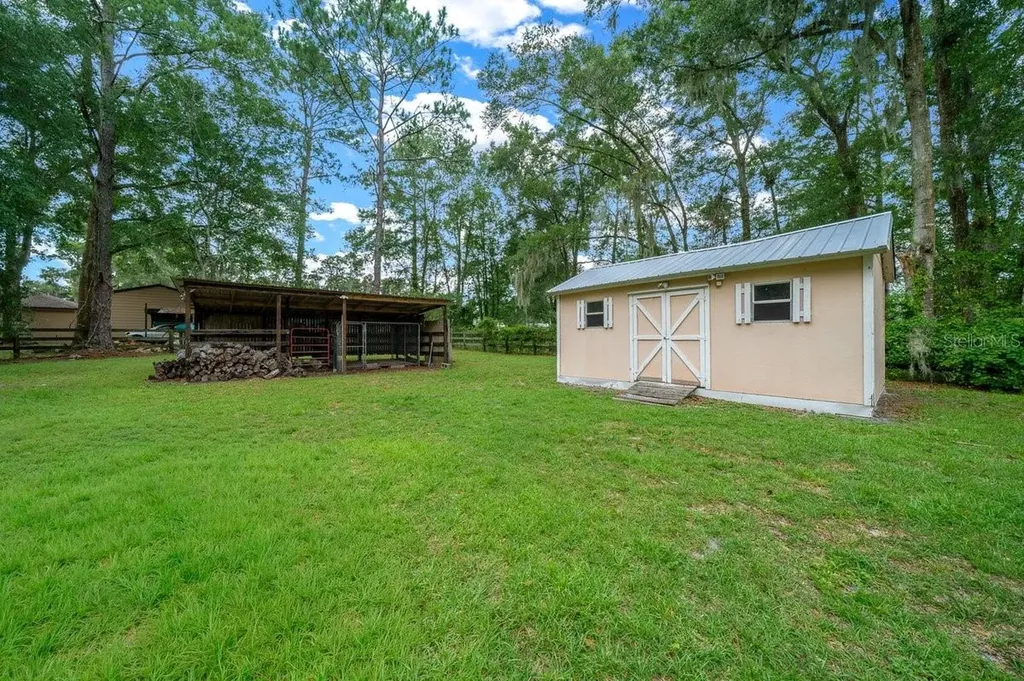 4 Hialeah Drive Ocala FL 34482