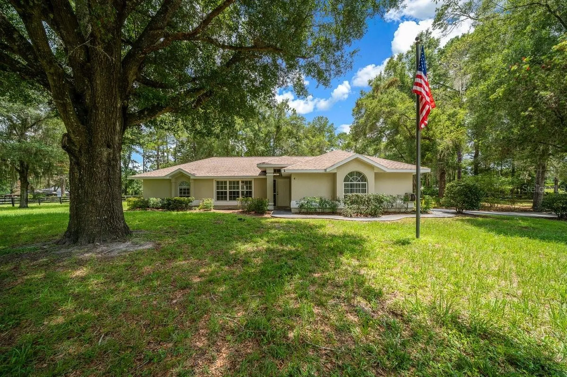4 Hialeah Drive Ocala FL 34482