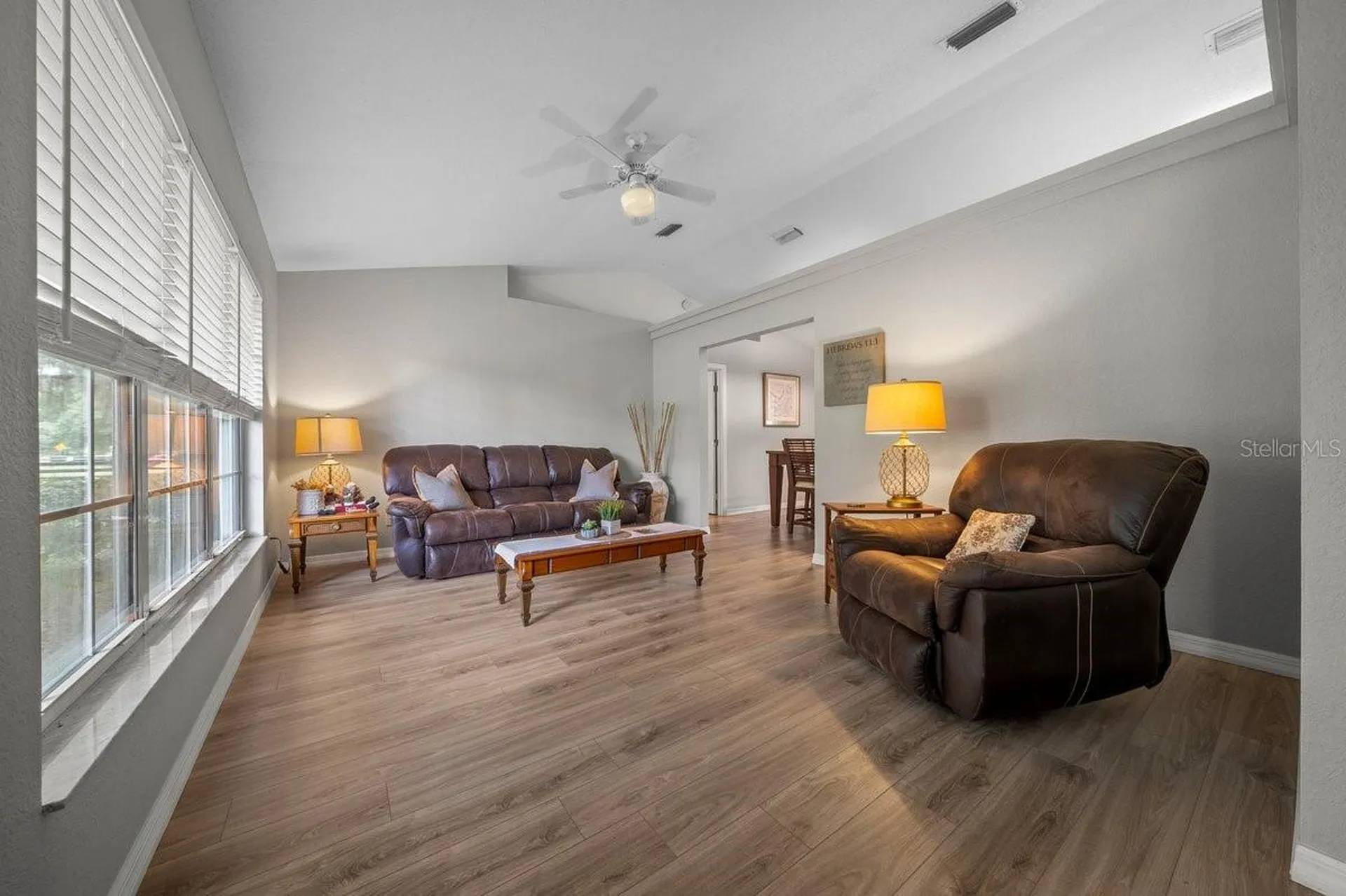4 Hialeah Drive Ocala FL 34482