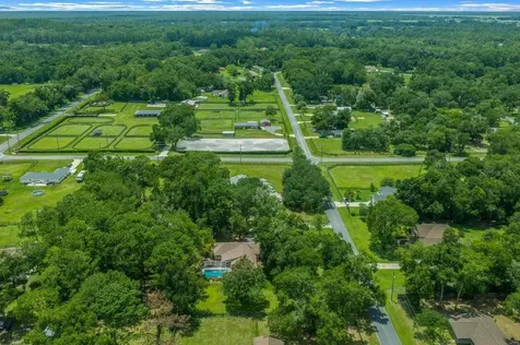 4 Hialeah Drive Ocala FL 34482