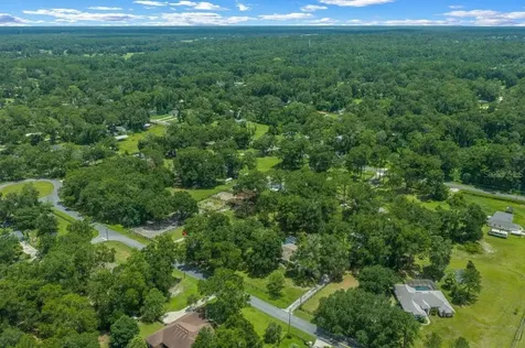 4 Hialeah Drive Ocala FL 34482