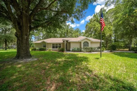 4 Hialeah Drive Ocala FL 34482