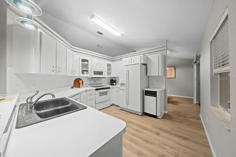 4 Hialeah Drive Ocala FL 34482