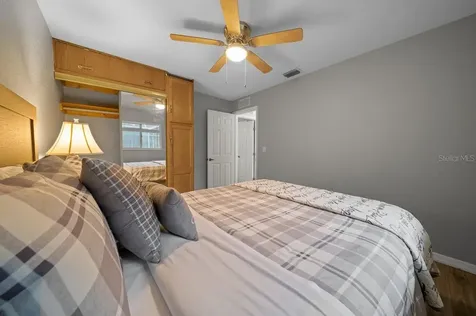 4 Hialeah Drive Ocala FL 34482