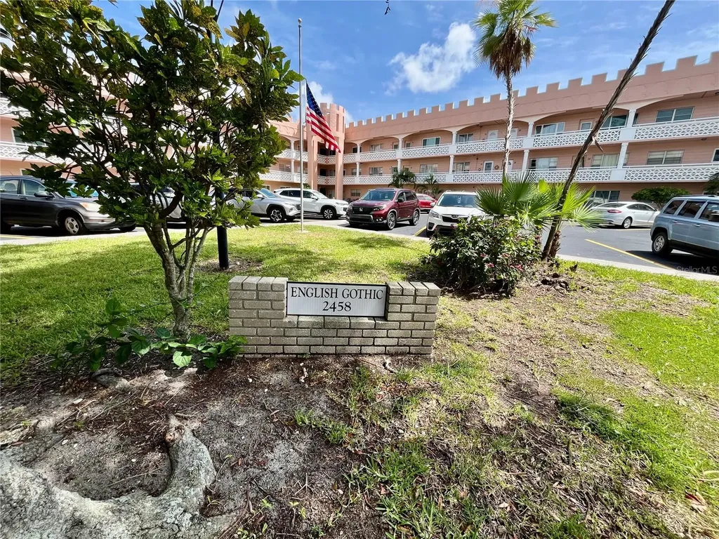 2458 Columbia Drive Clearwater FL 33763