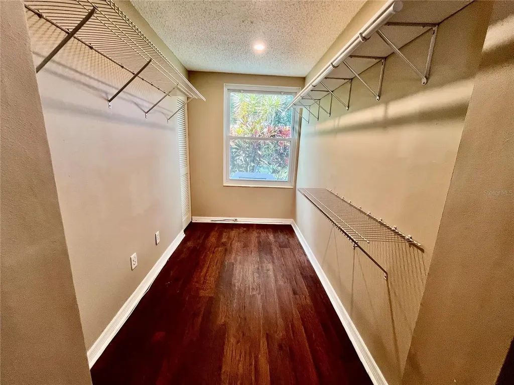 2458 Columbia Drive Clearwater FL 33763