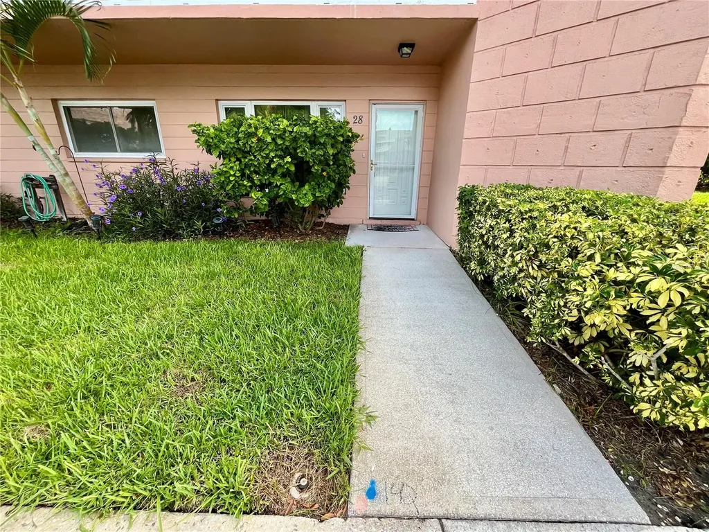2458 Columbia Drive Clearwater FL 33763