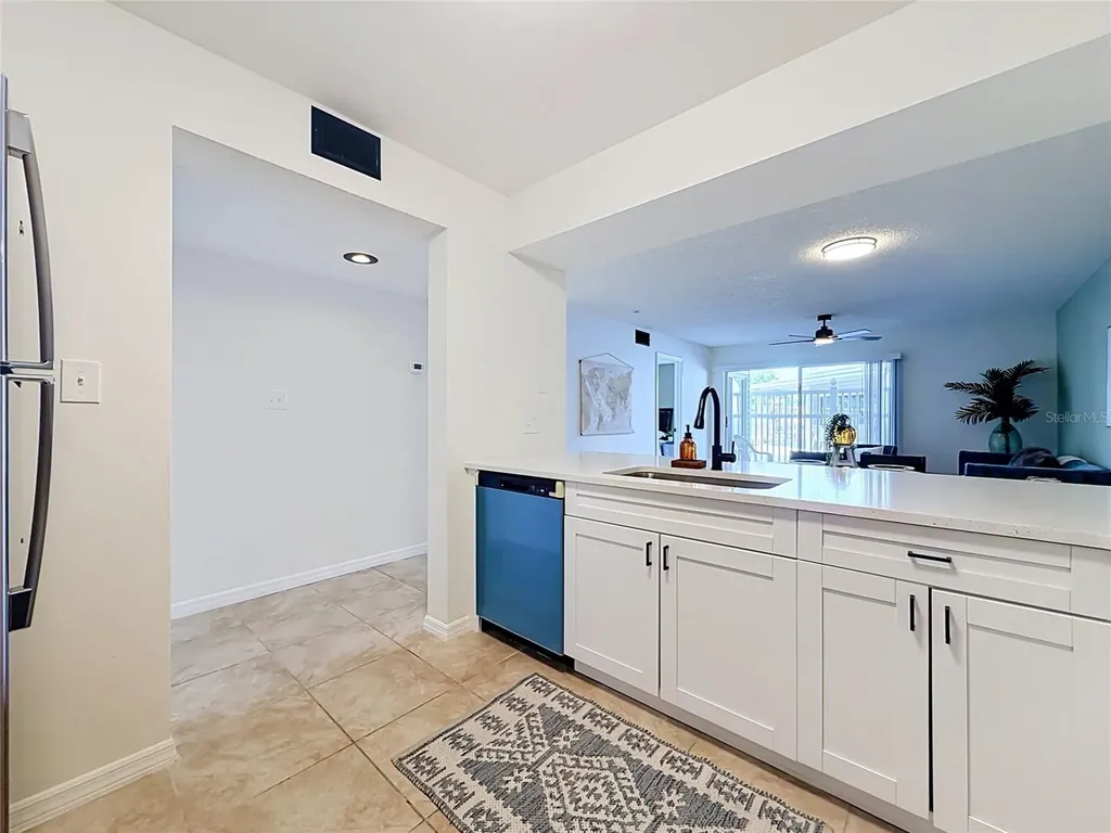 6826 Stones Throw Circle N St Petersburg FL 33710