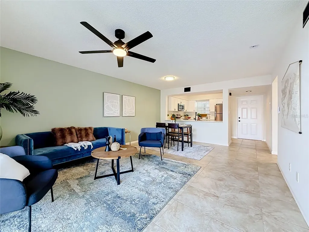 6826 Stones Throw Circle N St Petersburg FL 33710
