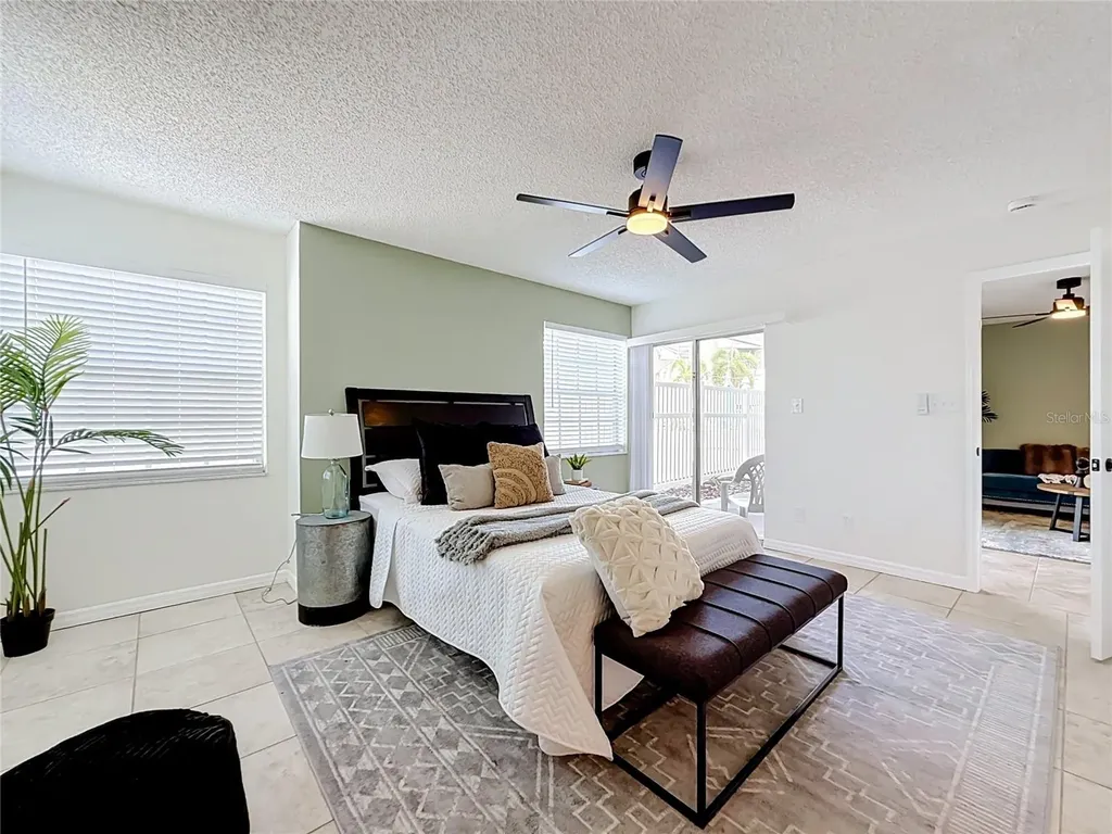 6826 Stones Throw Circle N St Petersburg FL 33710