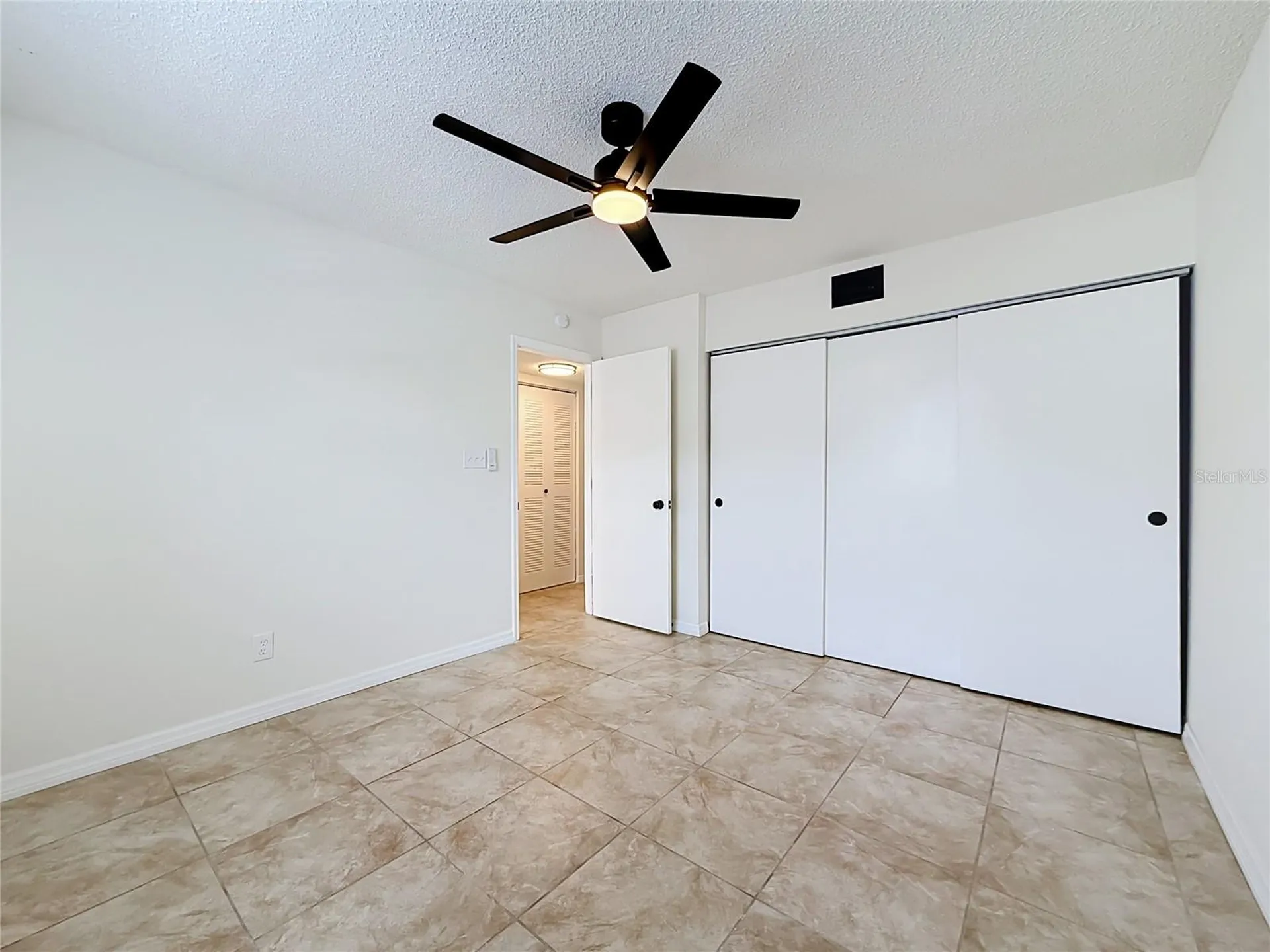 6826 Stones Throw Circle N St Petersburg FL 33710