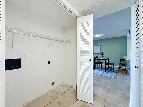 6826 Stones Throw Circle N St Petersburg FL 33710