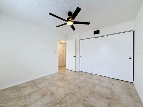 6826 Stones Throw Circle N St Petersburg FL 33710