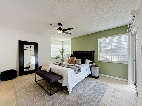 6826 Stones Throw Circle N St Petersburg FL 33710