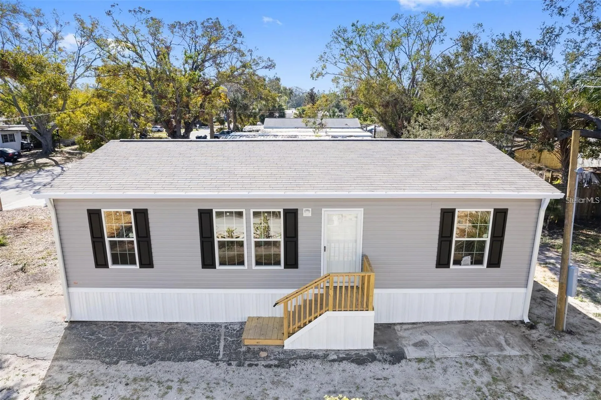 5234 Yellow Pine Street N St Petersburg FL 33709