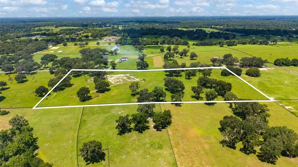 15479 SE 57th Terrace Summerfield FL 34491