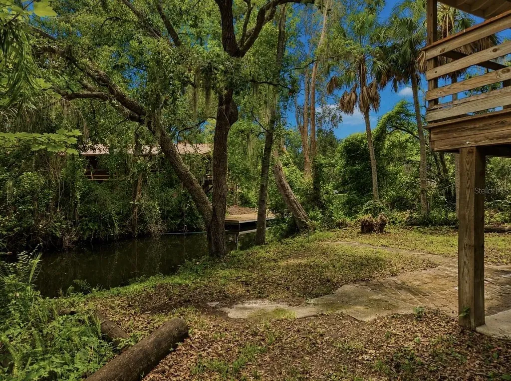 707 George Street S Tarpon Springs FL 34688