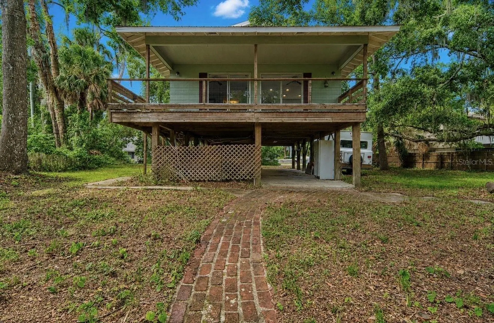 707 George Street S Tarpon Springs FL 34688