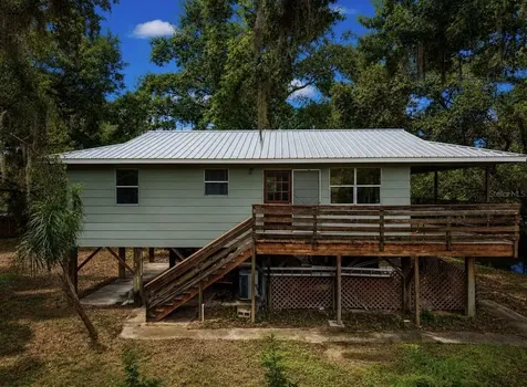 707 George Street S Tarpon Springs FL 34688