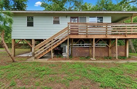 707 George Street S Tarpon Springs FL 34688