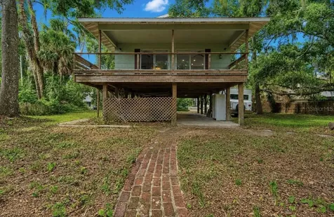 707 George Street S Tarpon Springs FL 34688