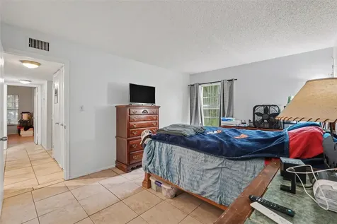 14203 Shadow Moss Lane Tampa FL 33613