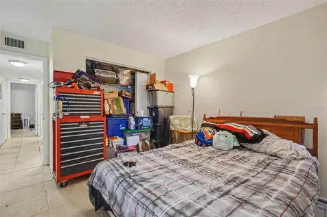 14203 Shadow Moss Lane Tampa FL 33613