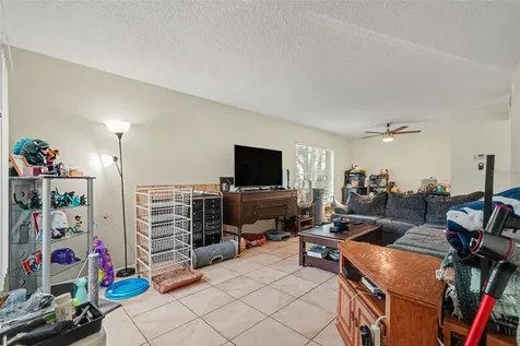 14203 Shadow Moss Lane Tampa FL 33613