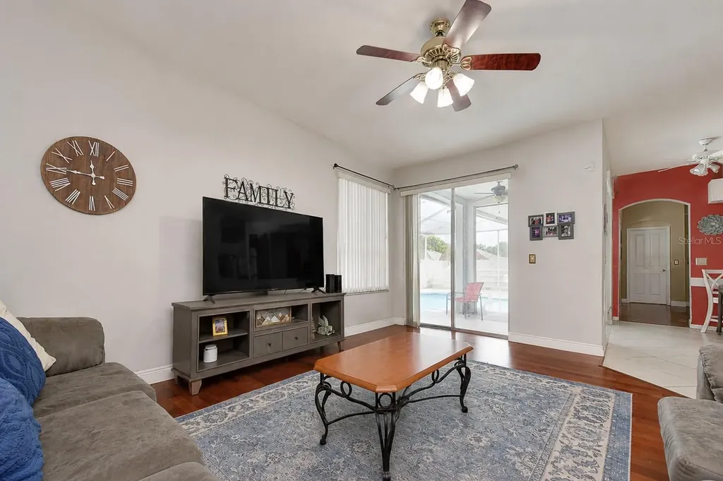 4102 Amber Ridge Lane Valrico FL 33594