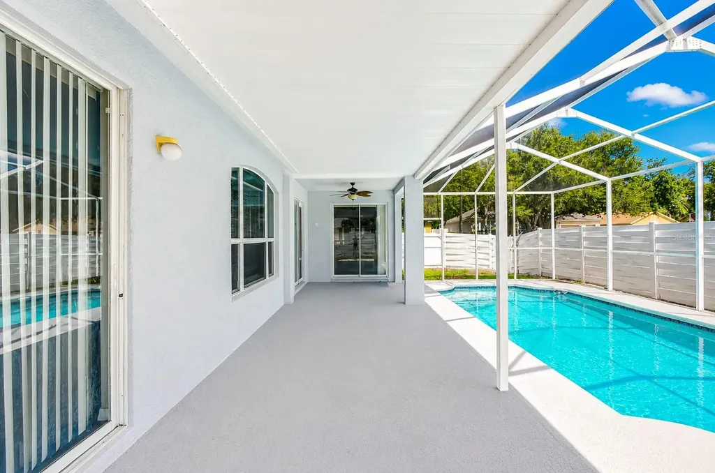4102 Amber Ridge Lane Valrico FL 33594