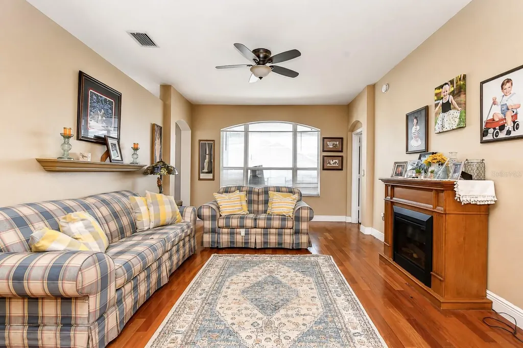 4102 Amber Ridge Lane Valrico FL 33594