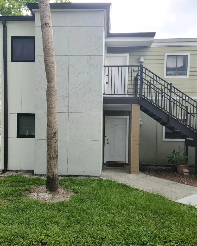 263 Scottsdale Square Winter Park FL 32792