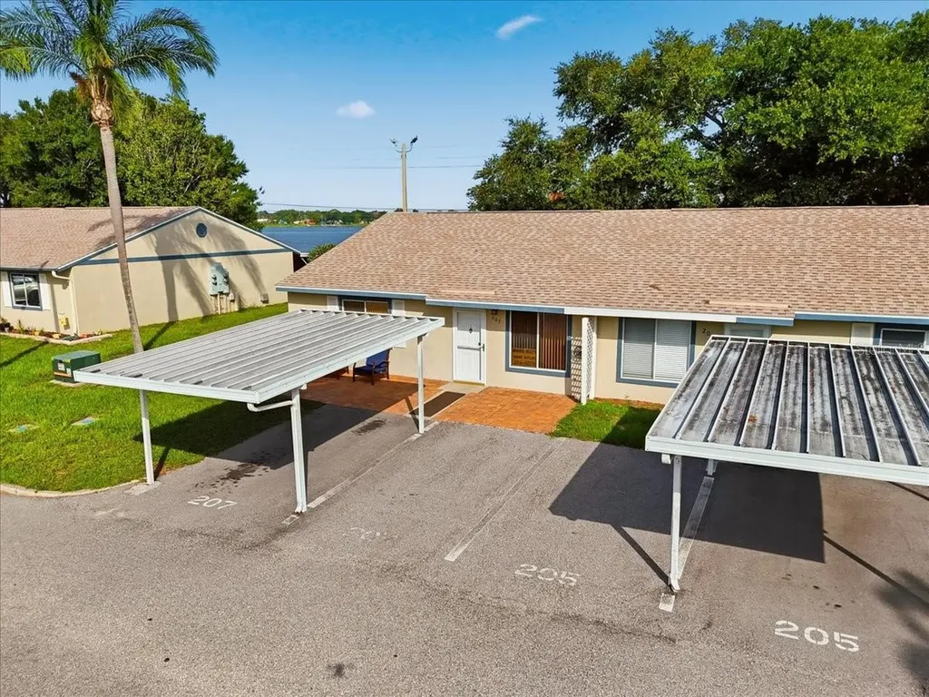 207 Winter Ridge Boulevard Winter Haven FL 33881
