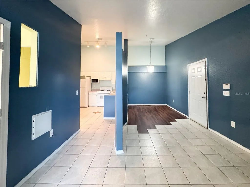 3373 S Kirkman Road Orlando FL 32811