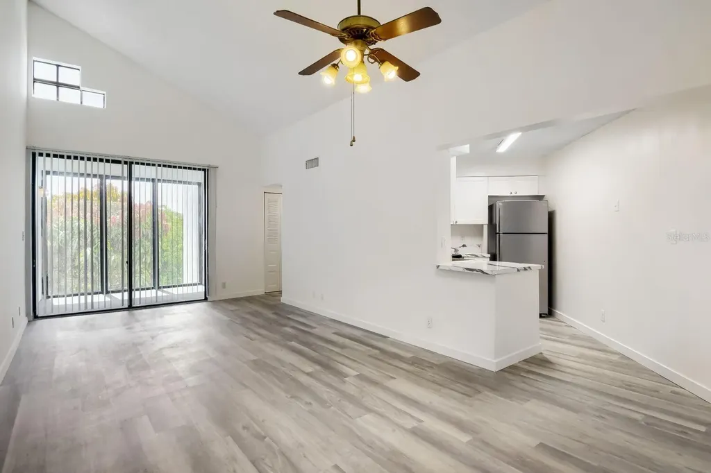 210 Lake Pointe Condo Five Drive Oakland Park FL 33309