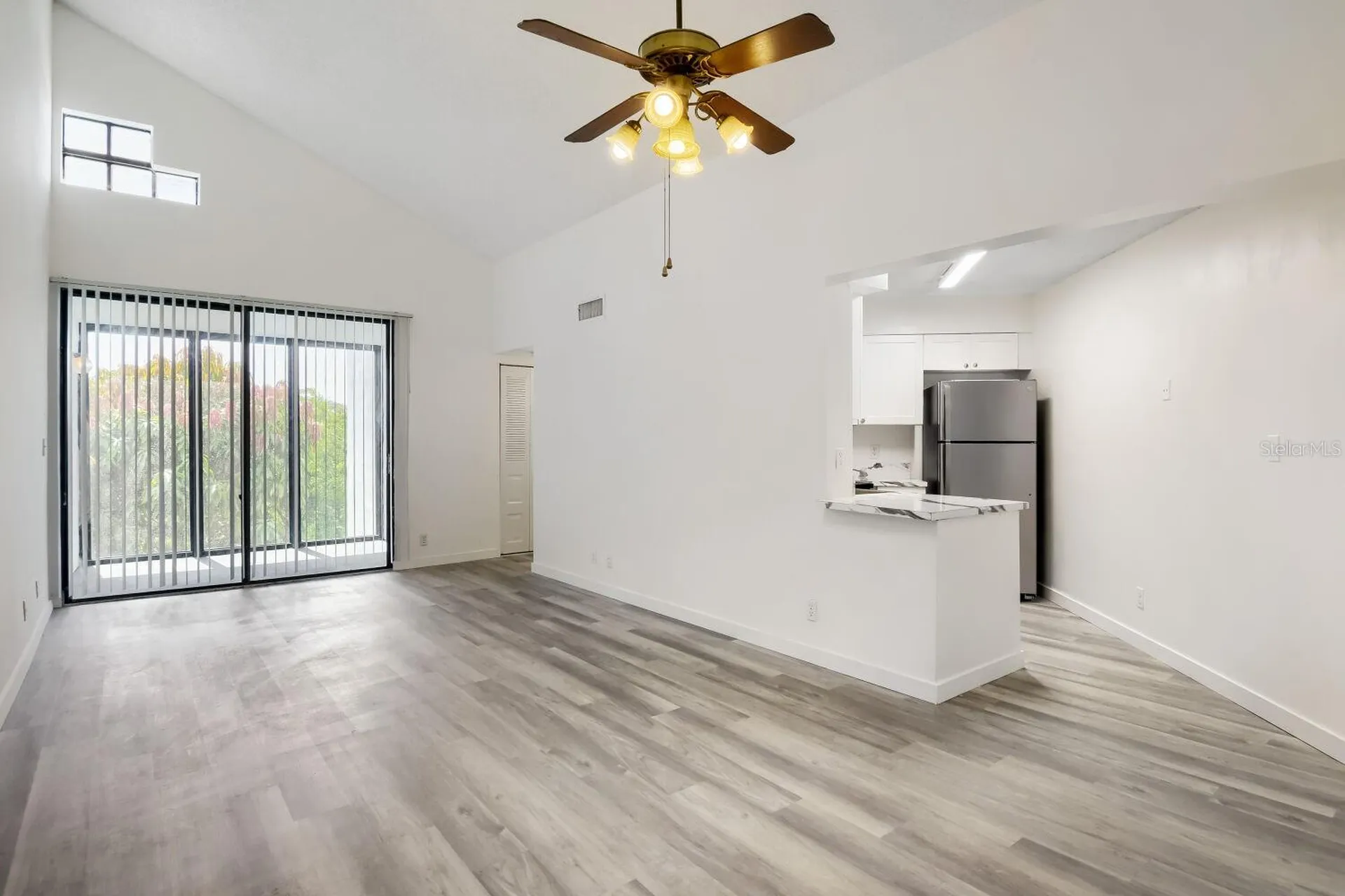 210 Lake Pointe Condo Five Drive Oakland Park FL 33309