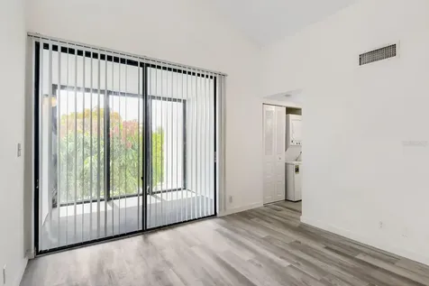 210 Lake Pointe Condo Five Drive Oakland Park FL 33309