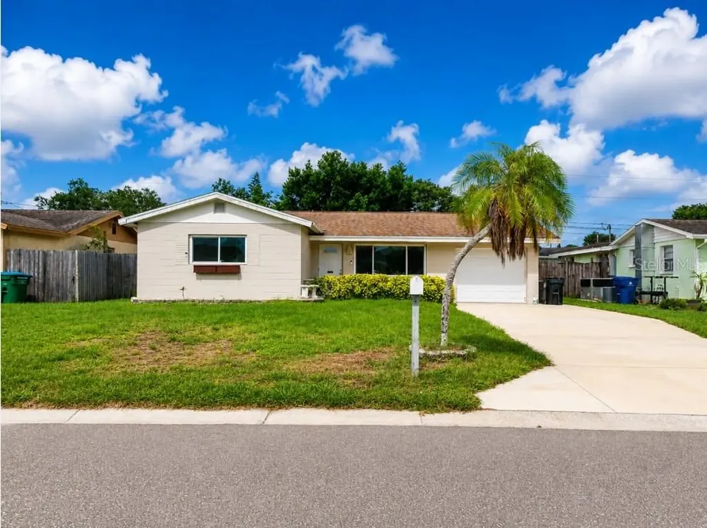 8448 76th Avenue Seminole FL 33777