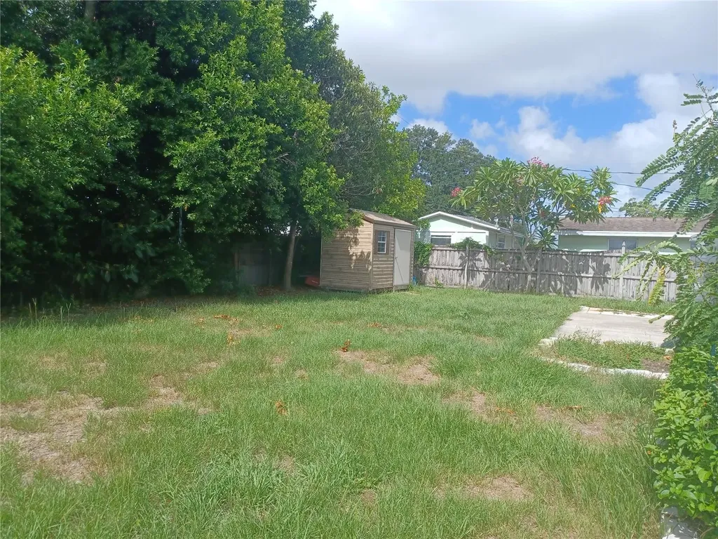 8448 76th Avenue Seminole FL 33777