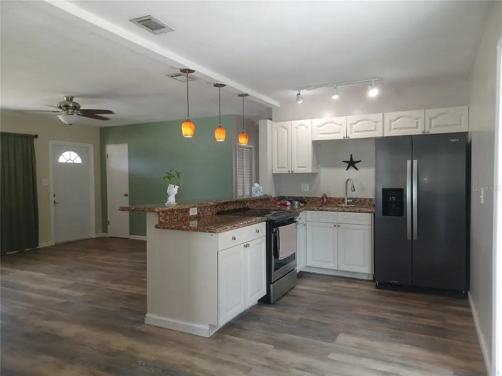 8448 76th Avenue Seminole FL 33777
