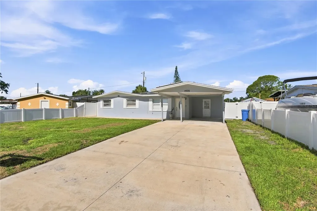 4606 Byerle Circle Tampa FL 33634