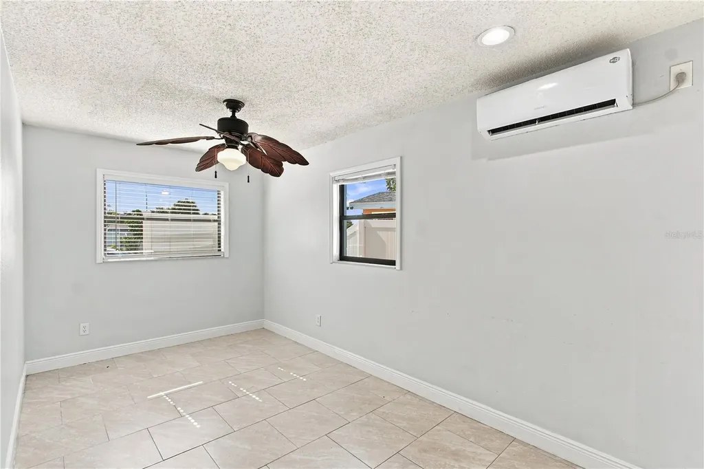4606 Byerle Circle Tampa FL 33634