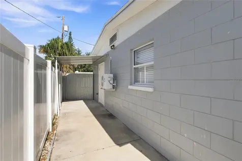 4606 Byerle Circle Tampa FL 33634