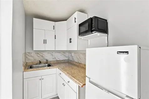 4606 Byerle Circle Tampa FL 33634