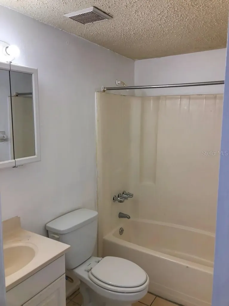 Bradenton FL 34205