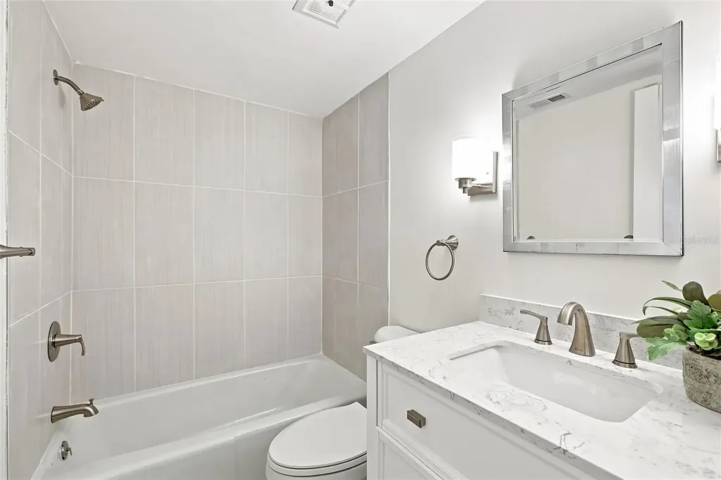 6947 Woodwind Drive Sarasota FL 34231