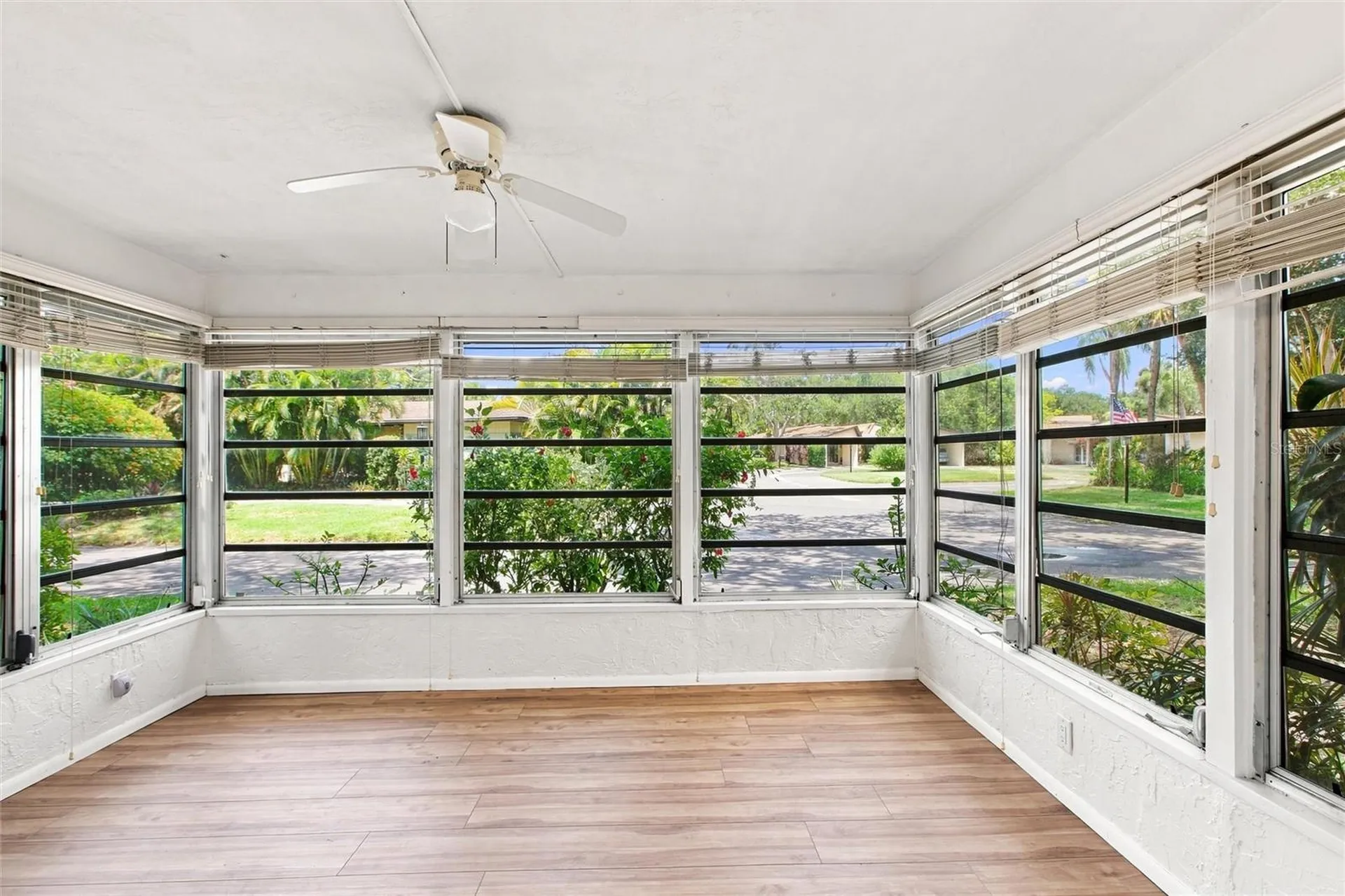 6947 Woodwind Drive Sarasota FL 34231